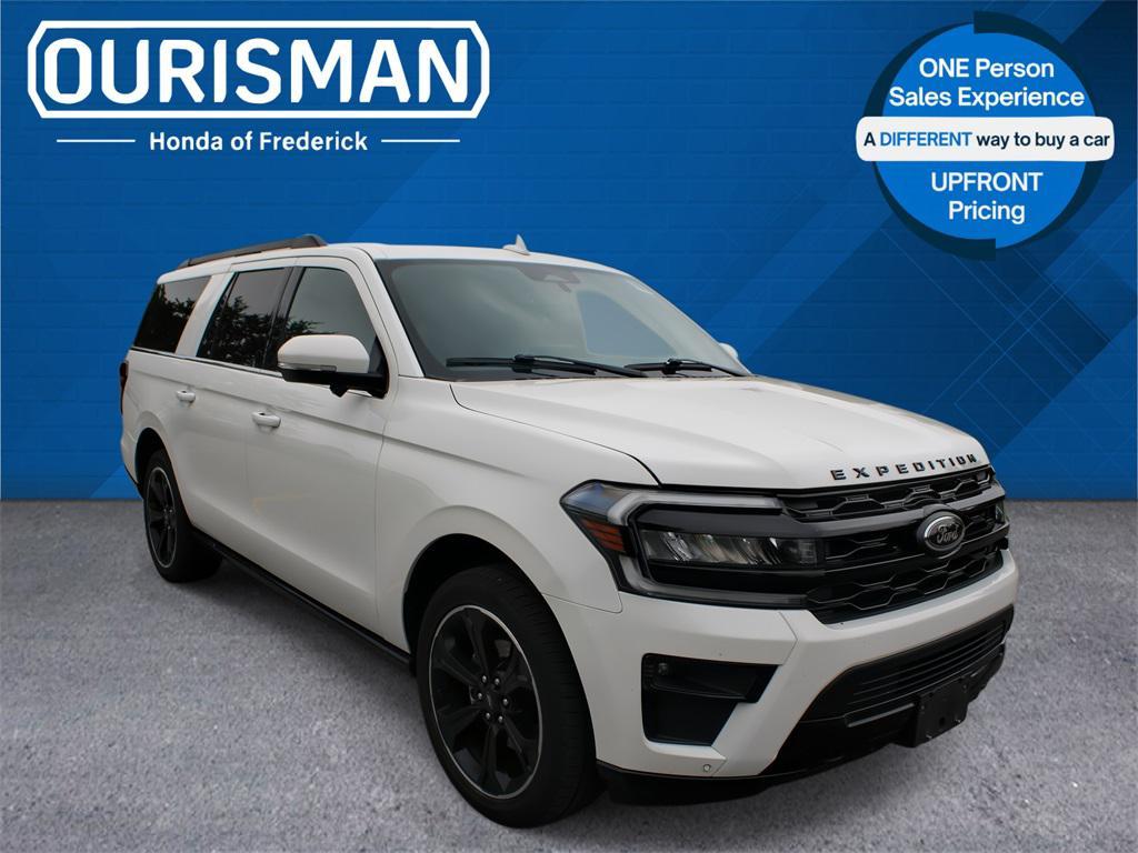used 2022 Ford Expedition Max car, priced at $33,900
