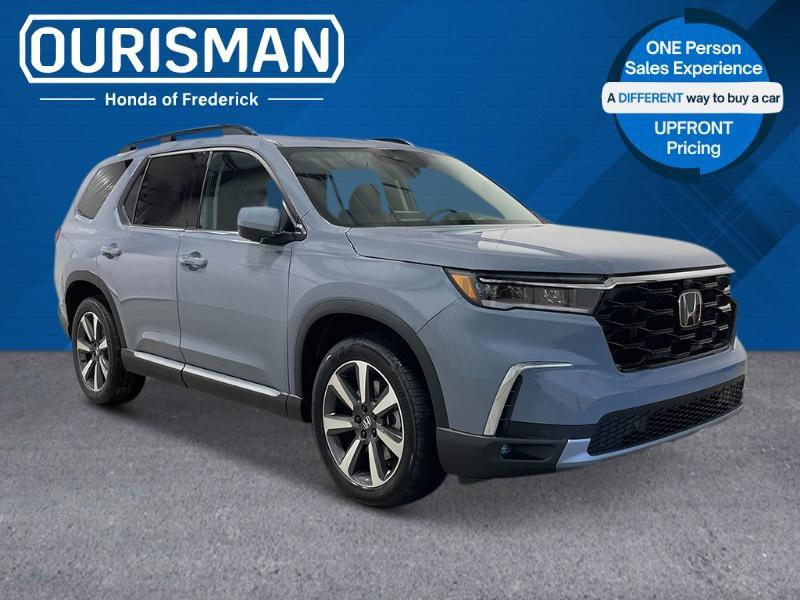 new 2025 Honda Pilot car, priced at $55,760