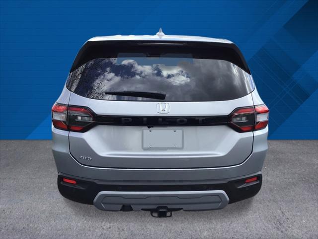 new 2025 Honda Pilot car, priced at $47,800