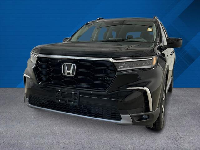 new 2025 Honda Pilot car, priced at $50,995