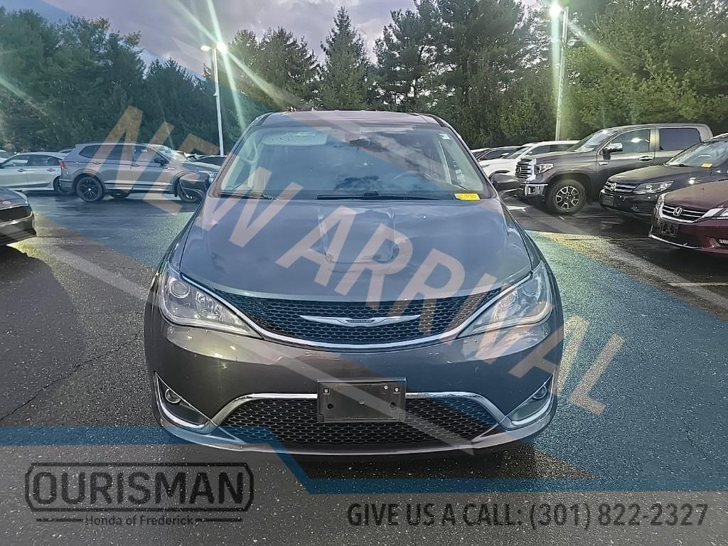 used 2017 Chrysler Pacifica car, priced at $14,800