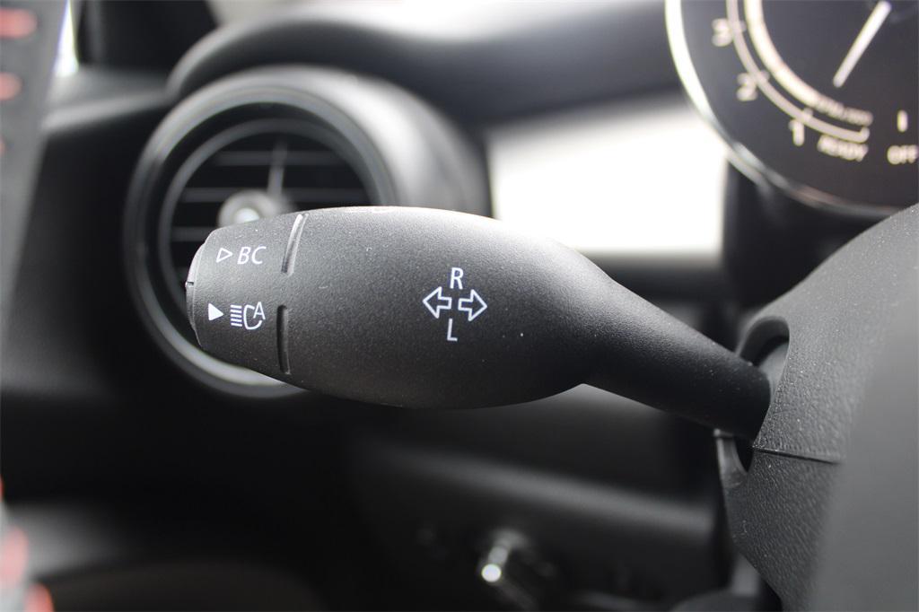 used 2021 MINI Hardtop car, priced at $21,990