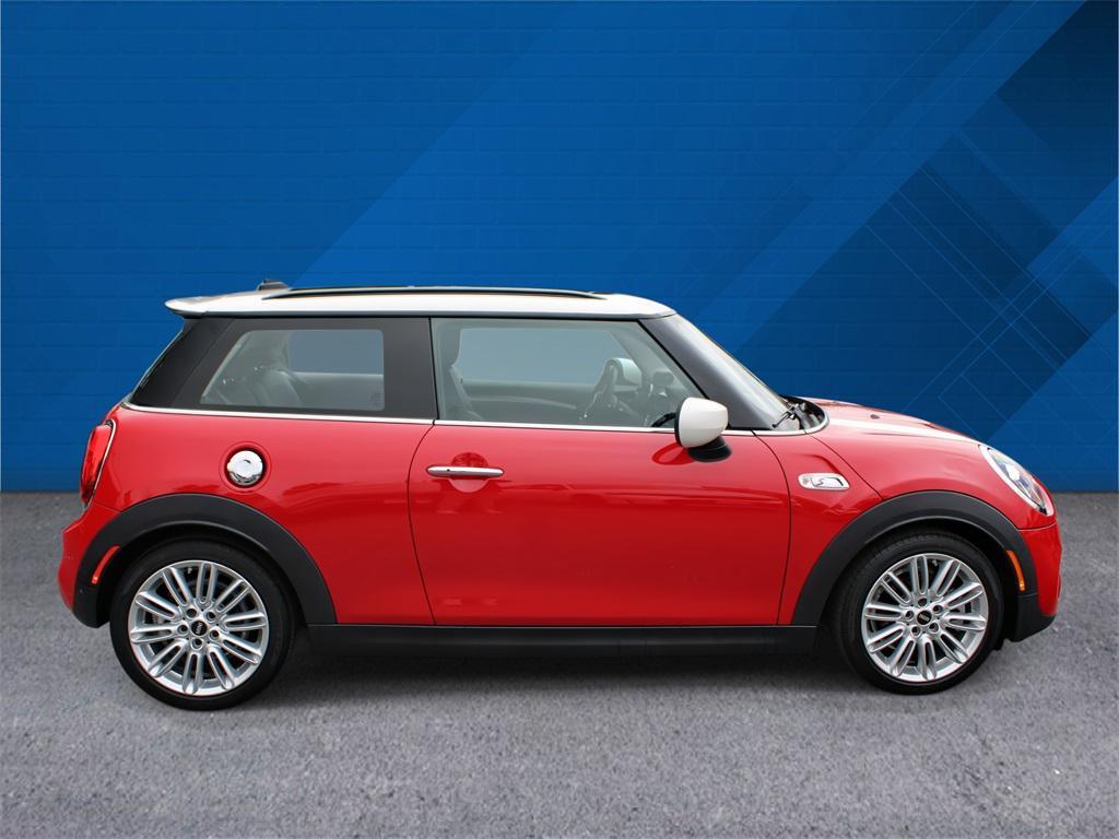 used 2021 MINI Hardtop car, priced at $21,990