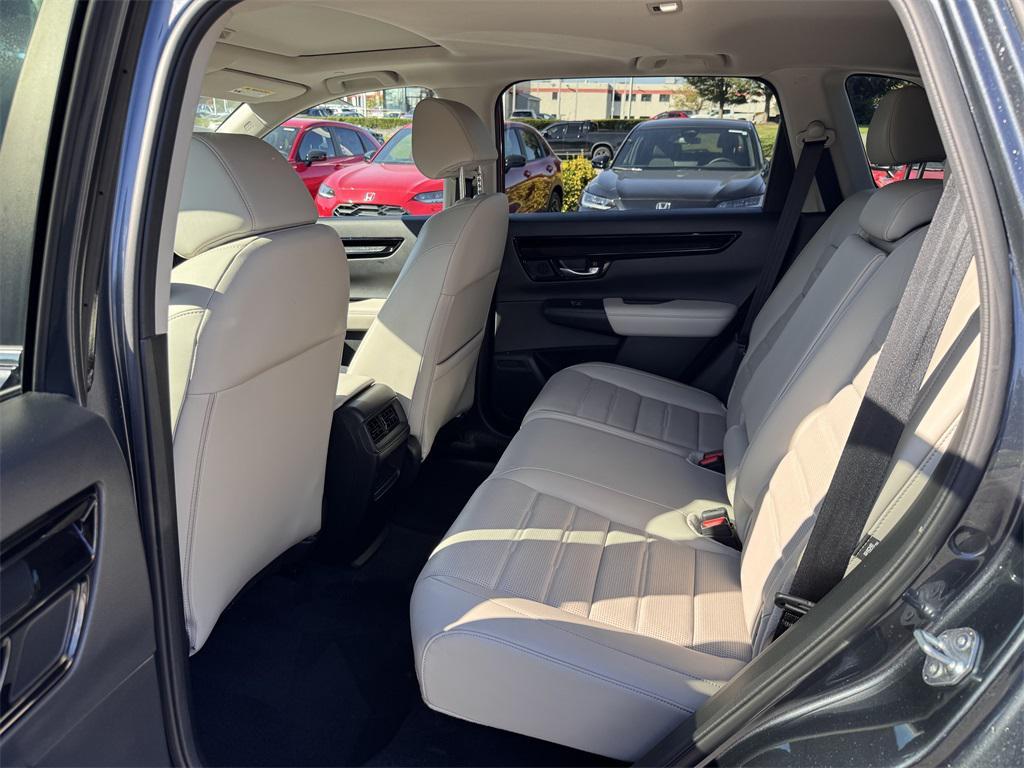used 2023 Honda CR-V car, priced at $32,400