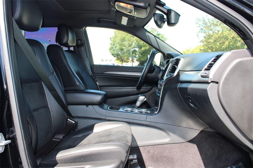 used 2017 Jeep Grand Cherokee car, priced at $16,750