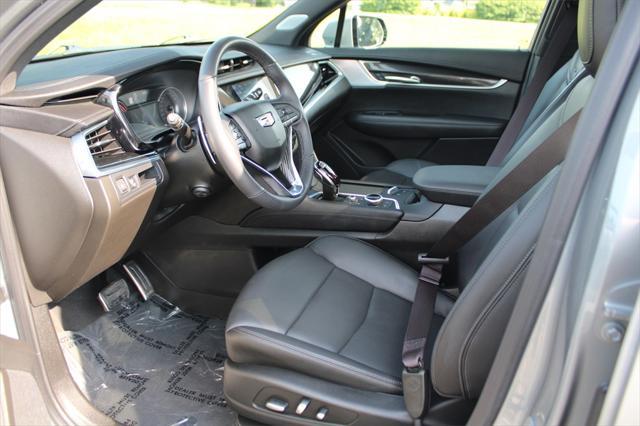 used 2024 Cadillac XT6 car, priced at $52,850