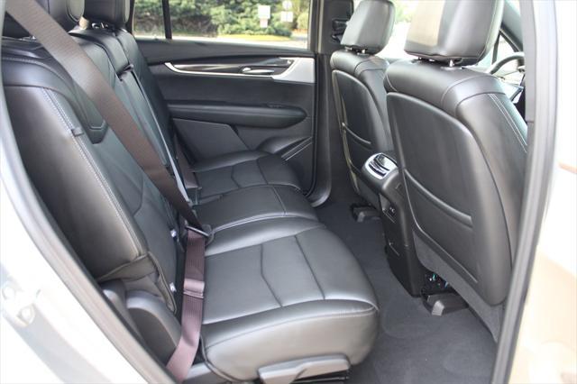used 2024 Cadillac XT6 car, priced at $52,850