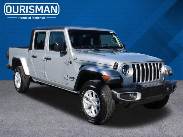 used 2023 Jeep Gladiator car, priced at $34,990