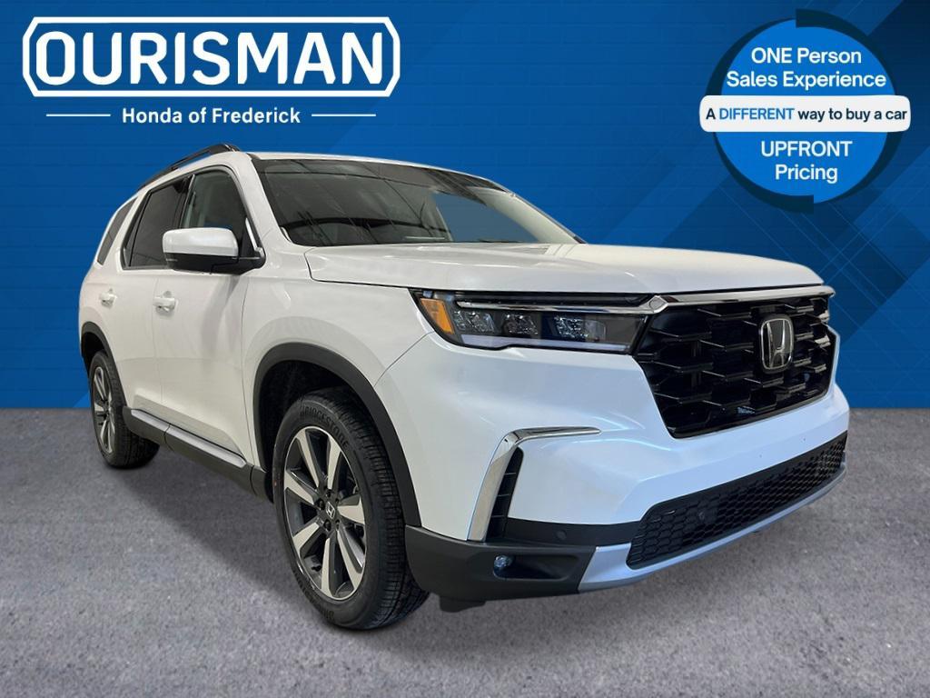 new 2025 Honda Pilot car, priced at $51,550