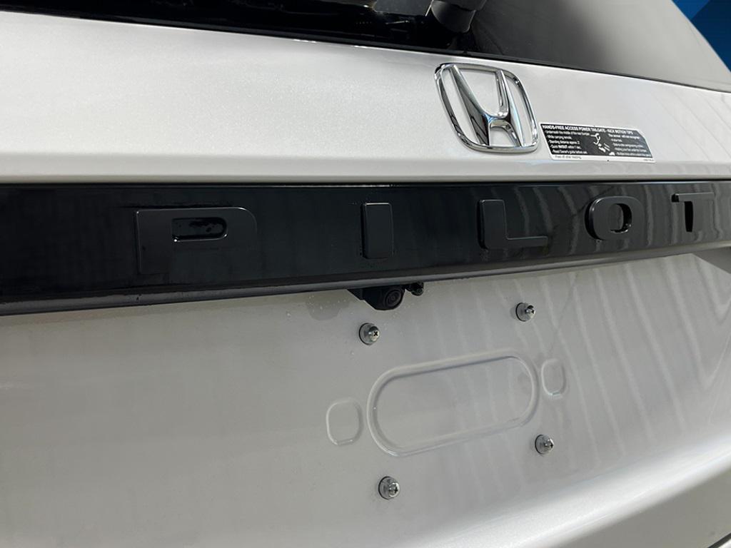 new 2025 Honda Pilot car, priced at $51,550