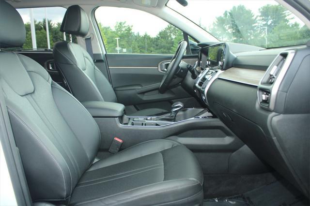 used 2023 Kia Sorento car, priced at $31,990