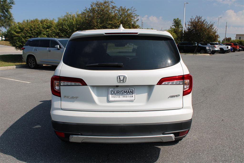 used 2022 Honda Pilot car, priced at $28,990