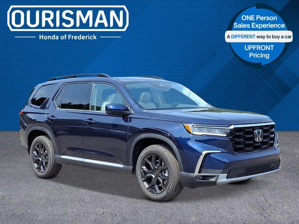 new 2025 Honda Pilot car, priced at $52,995