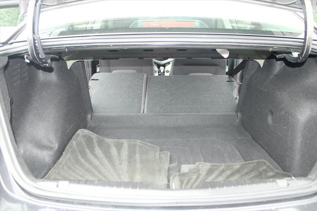 used 2014 Chevrolet Cruze car, priced at $8,990