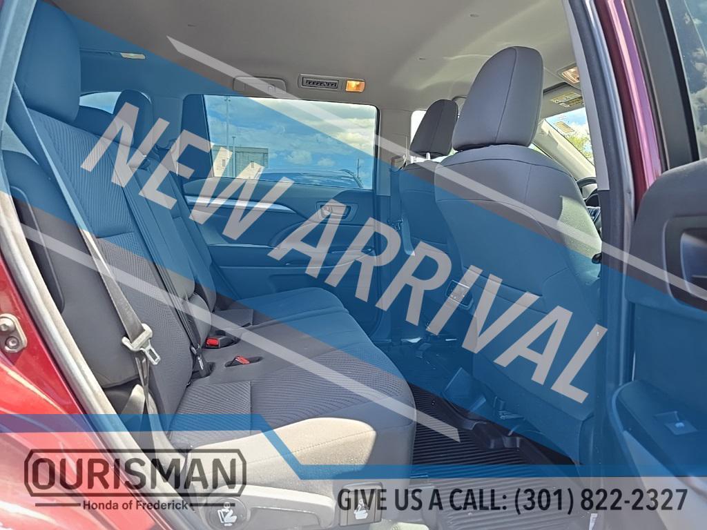 used 2017 Toyota Highlander car, priced at $20,490