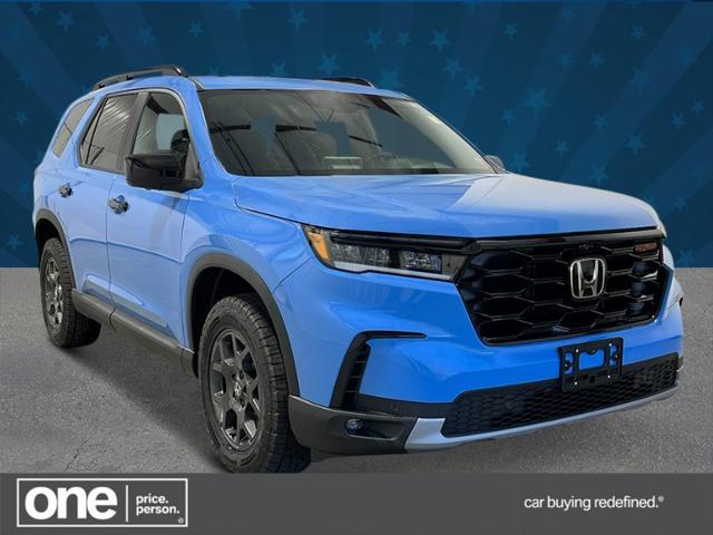 new 2025 Honda Pilot car, priced at $49,474