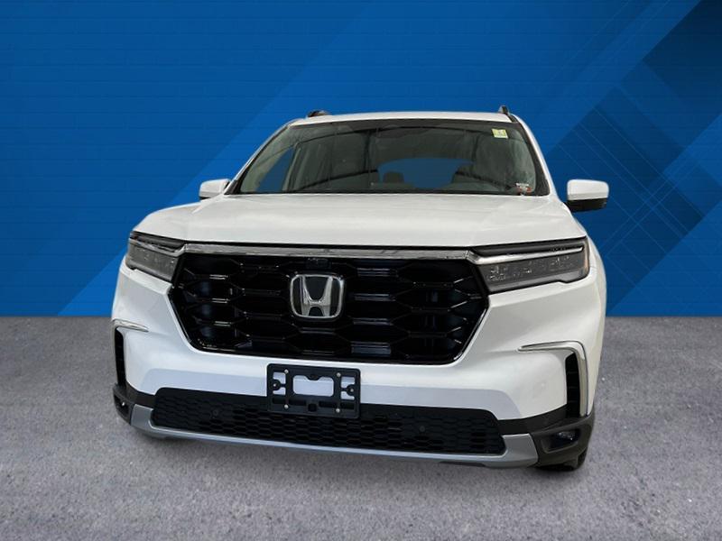 new 2025 Honda Pilot car, priced at $55,030