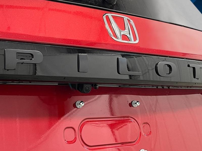 new 2025 Honda Pilot car, priced at $48,280