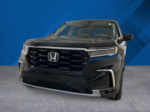 new 2025 Honda Pilot car, priced at $47,050