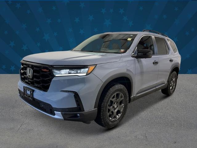 new 2025 Honda Pilot car, priced at $49,584