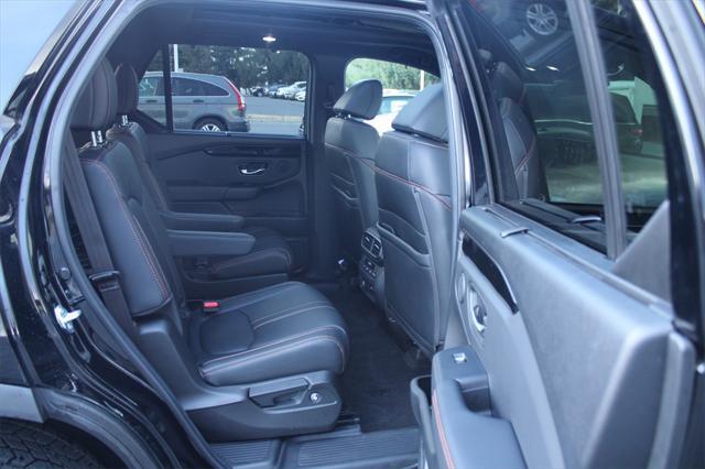 used 2025 Honda Pilot car, priced at $44,990