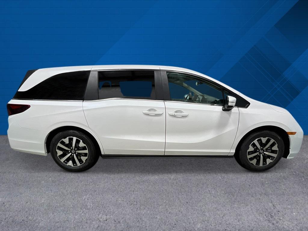 new 2026 Honda Odyssey car, priced at $45,295