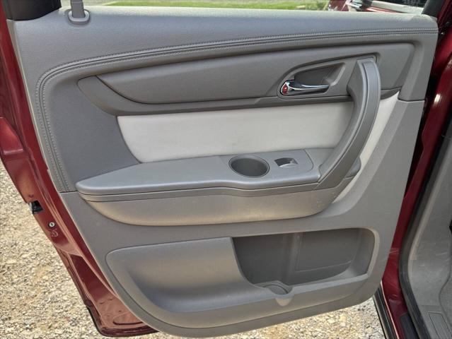 used 2015 GMC Acadia car, priced at $9,995