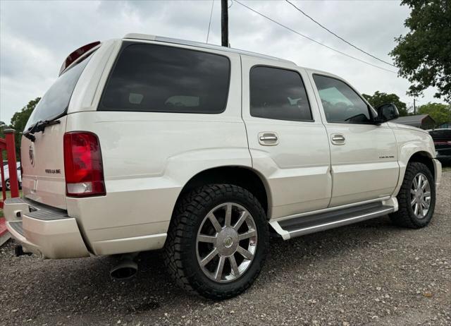 used 2004 Cadillac Escalade car, priced at $7,495