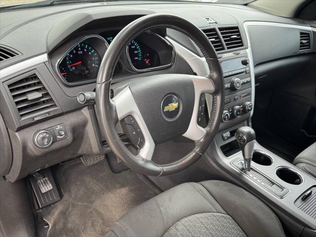 used 2010 Chevrolet Traverse car, priced at $9,995
