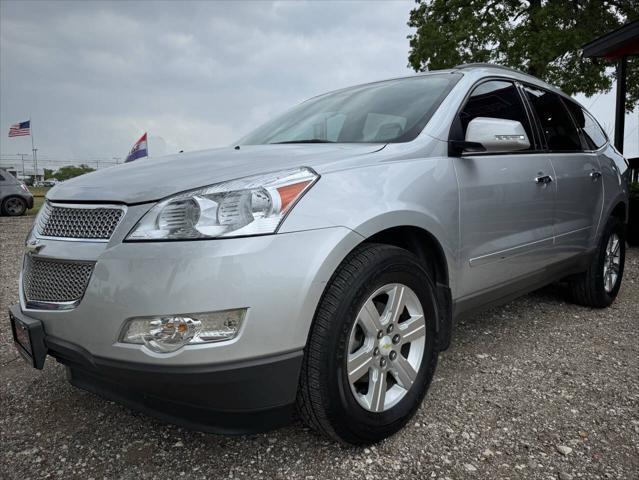 used 2010 Chevrolet Traverse car, priced at $9,995