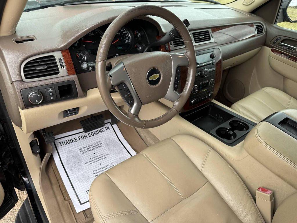 used 2013 Chevrolet Suburban car, priced at $14,000