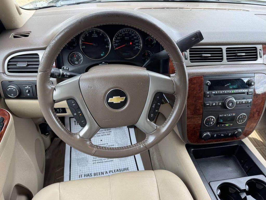 used 2013 Chevrolet Suburban car, priced at $14,000