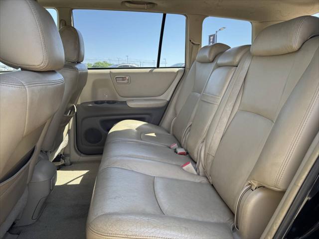 used 2007 Toyota Highlander car, priced at $7,995