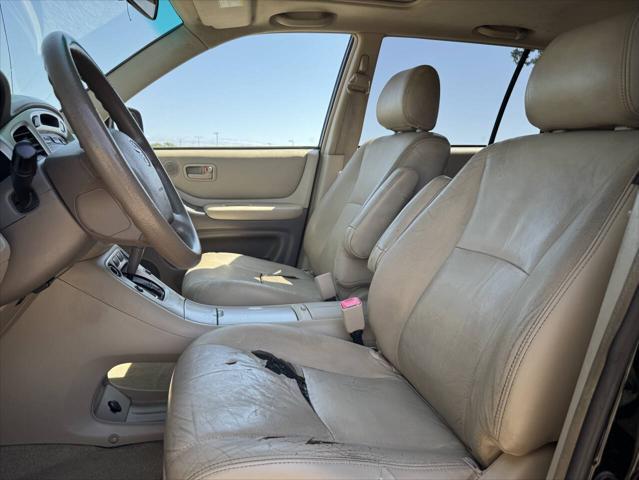 used 2007 Toyota Highlander car, priced at $7,995