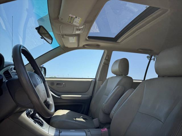 used 2007 Toyota Highlander car, priced at $7,995