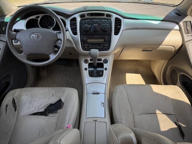used 2007 Toyota Highlander car, priced at $7,995
