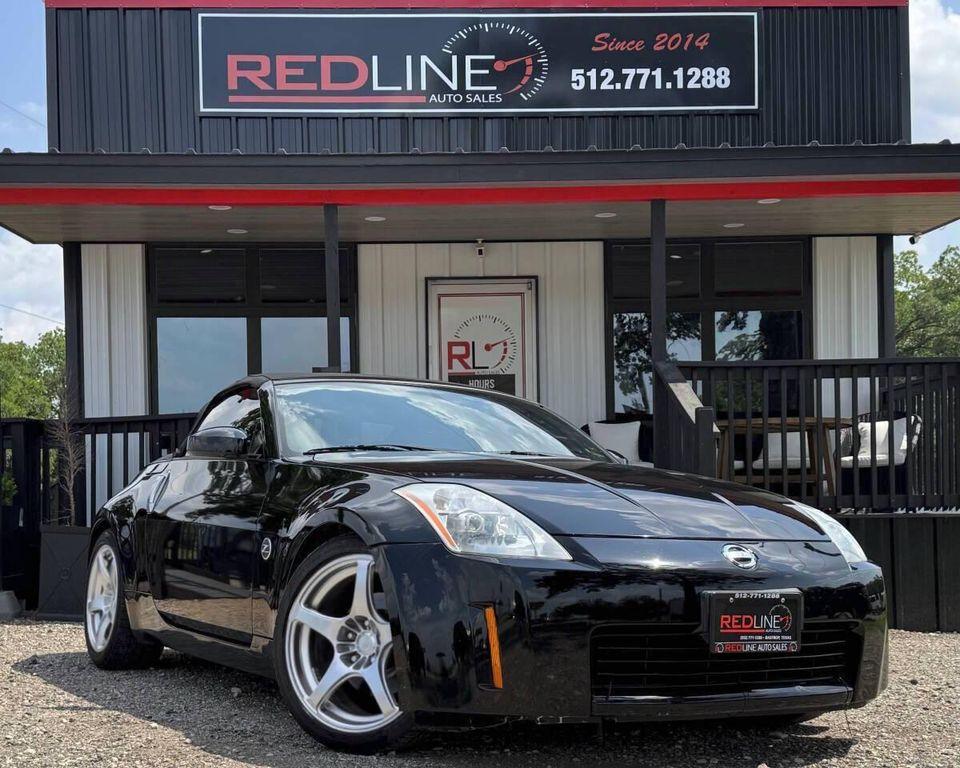 used 2005 Nissan 350Z car, priced at $10,700