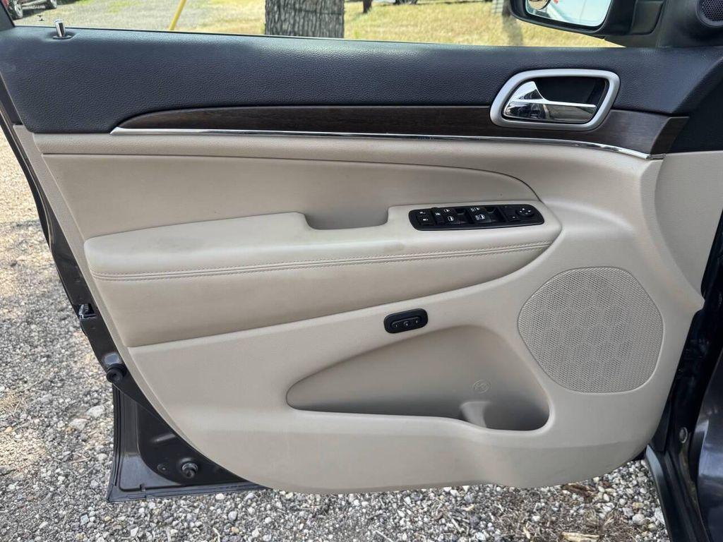 used 2018 Jeep Grand Cherokee car, priced at $17,400