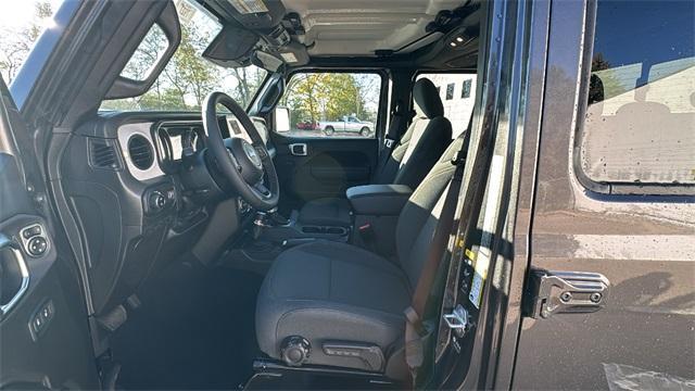 new 2026 Jeep Gladiator car, priced at $46,770