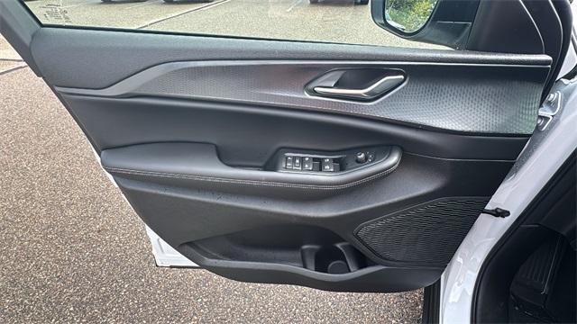 new 2025 Jeep Grand Cherokee L car, priced at $44,158