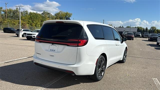 new 2026 Chrysler Pacifica car, priced at $42,631
