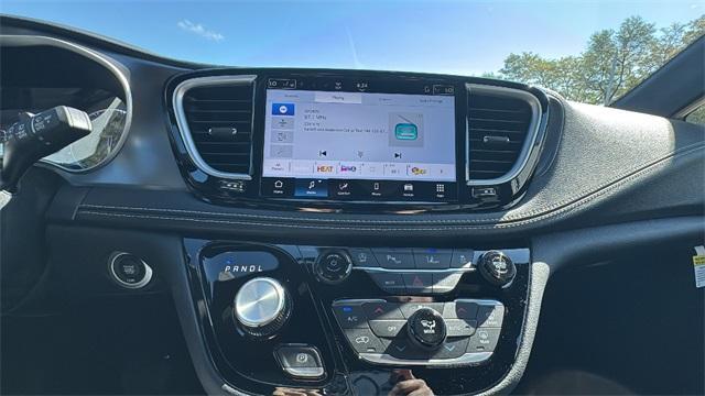 new 2026 Chrysler Pacifica car, priced at $42,631