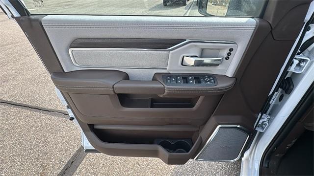 new 2025 Ram 2500 car, priced at $72,351