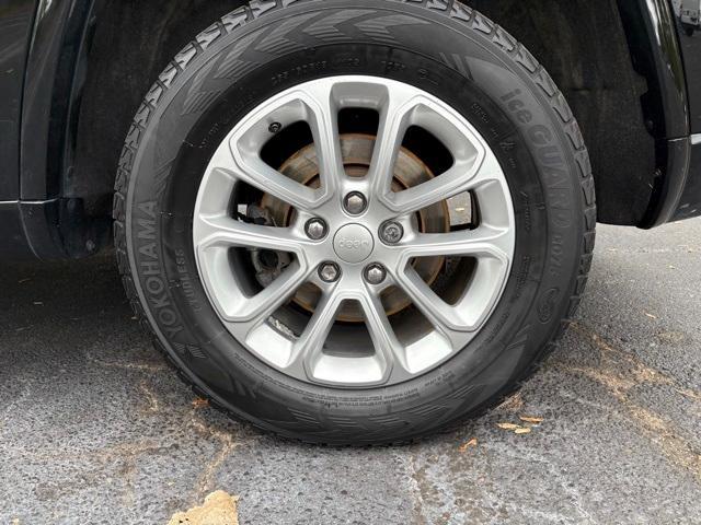 used 2021 Jeep Grand Cherokee car, priced at $22,350