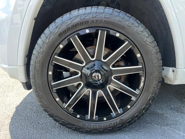 used 2019 Jeep Grand Cherokee car, priced at $24,000