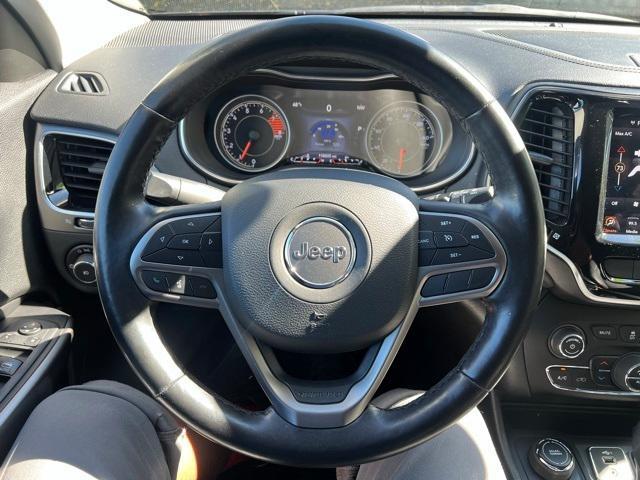used 2020 Jeep Cherokee car, priced at $13,989