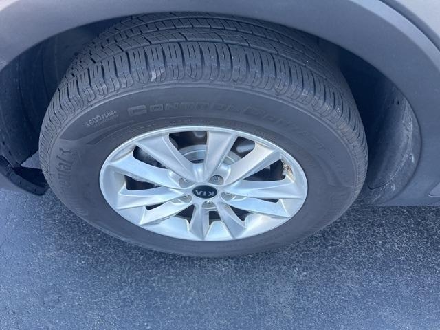 used 2019 Kia Sorento car, priced at $15,500