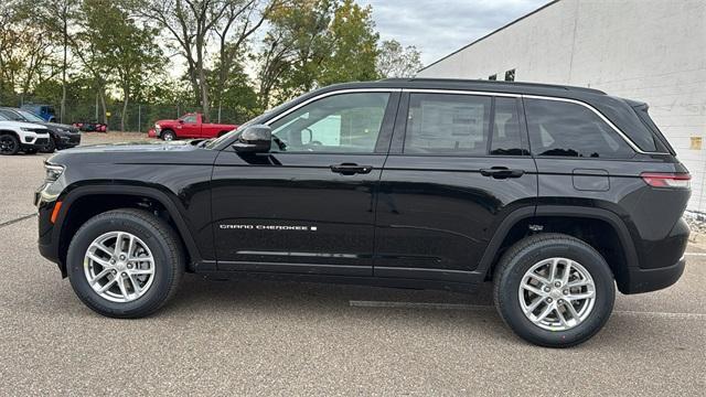 new 2025 Jeep Grand Cherokee car, priced at $42,972