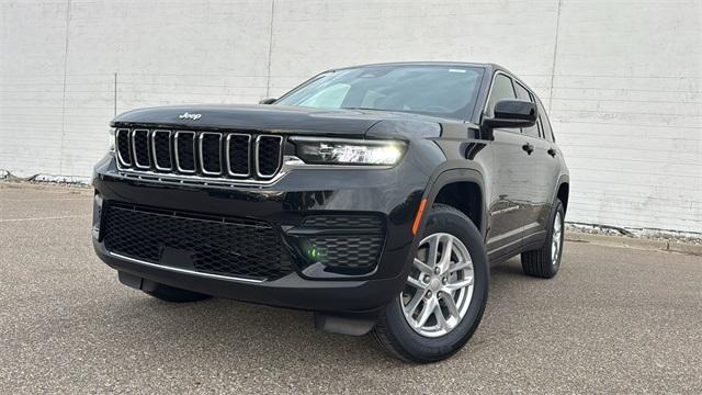 new 2025 Jeep Grand Cherokee car, priced at $42,972