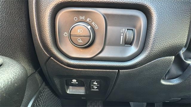 new 2025 Ram 1500 car, priced at $46,972